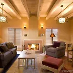 Palomas Hotel