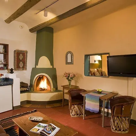 Palomas Hotel