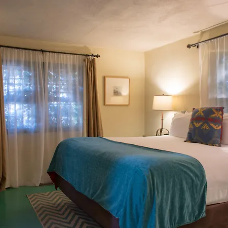 Palomas Hotel