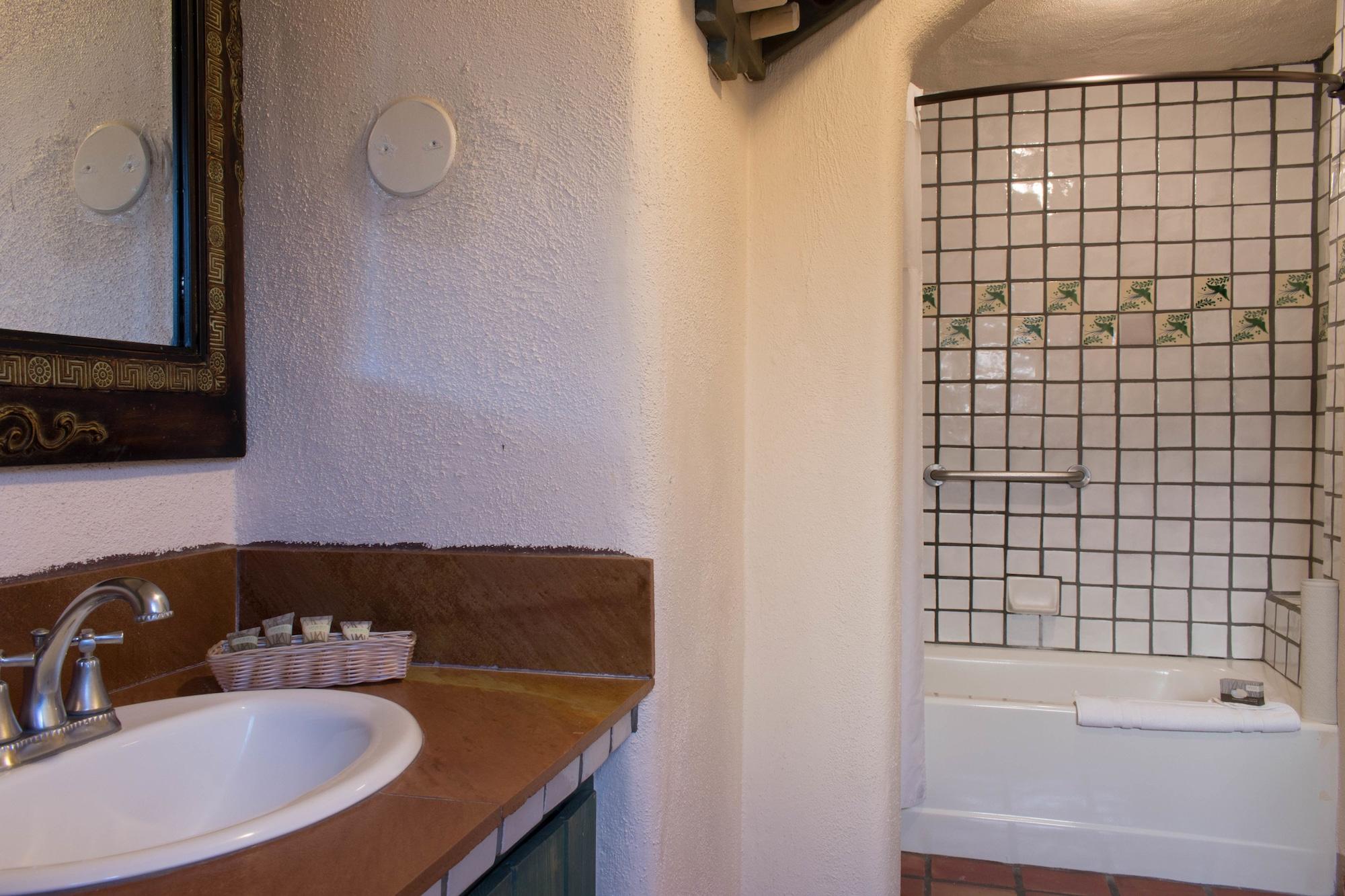 Hotel Palomas Santa Fe